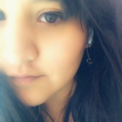 emish11's profile picture. 😎