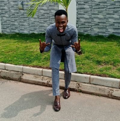 ashanamartins1's profile picture. Comedian | Fashion Designer👔 | Creative | Dancer | Music Lover | Teacher| Learner | Loyal Friend | Etc 😂
IG: @ashanamartins, let's hook up