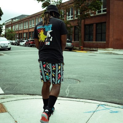 PhnxDwn®️| IG: A1phnx Listen to my new single