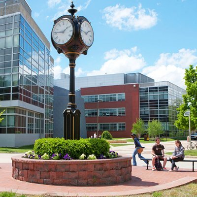 We are a synthetic chemistry group at Rowan University. #GoProfs
Department of Chemistry and Biochemistry