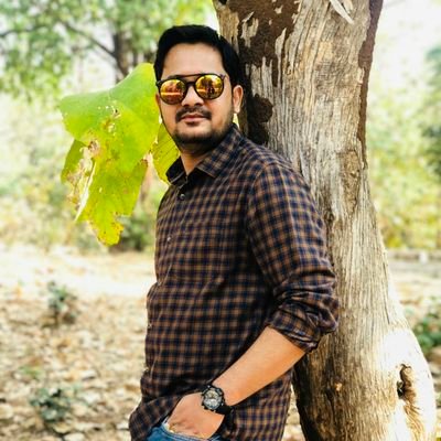 shaillu8988's profile picture. 🍂Being human