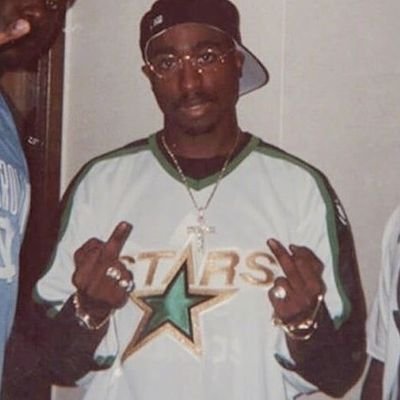 Steelers, Pirates and Penguins Fan
#1 New York Yankees Fan
DHS' 21:The Last Dance
Steelersboyz