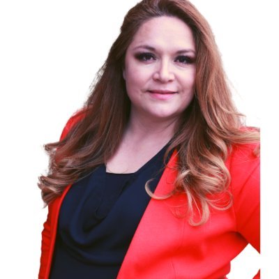 Latina🇲🇽 Believer🔥 Wife💏 Mother👩‍👧‍👦 Entrepreneur👩‍💻REALTOR®🗝 Advocate📢 Founder/Leader of 🏡Reynoza Real Estate & @QuePasaSF