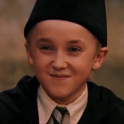 malfoycriss's profile picture. Is it truth you're fainted... I mean you actually fainted🐍