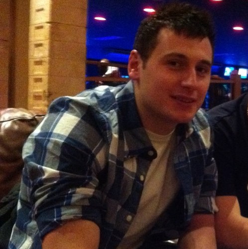 lloydj7053's profile picture. 