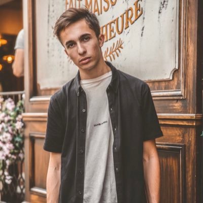 Zachaouki8's profile picture. hi friends