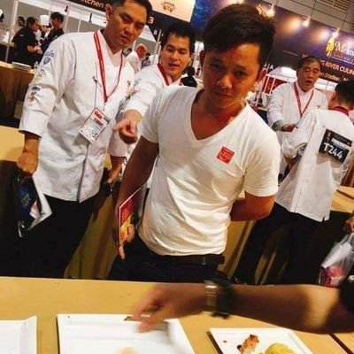 Tm0fMHglsE6AG4B's profile picture. Xayavong