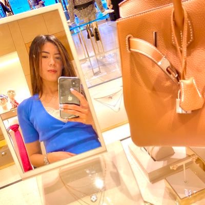 ambrose_melody's profile picture. independent and empowered