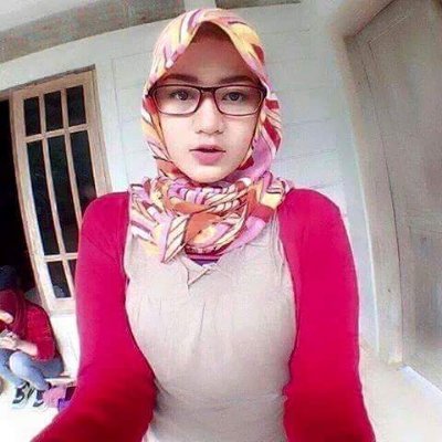 enia_maya's profile picture. 