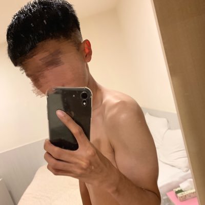 🔞本頁面內含成人內容,並依推特規範標記為敏感帳號;未成年請勿閱覽。
⭕所有拍攝均經當事人同意。
🎬【每週五】正片雙週更、預告週更,250+部影片都在OF,只要NT$149
🎬Upload biweekly on Fridays, with 250+ videos on OnlyFans, only US$4.99
