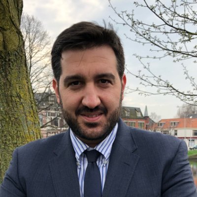 gpierris's profile picture. Machine Ignorance is a bug away from Machine Learning | Making robots smart enough so they don't bother take us over | Quant Researcher @ ING. Views are my own.