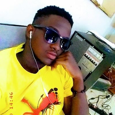 DaoAbou10037770's profile picture. HORRR si tu veux savoir viens en PV😅