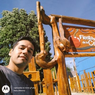 Docente 👨‍💻
Traductor en Inglés 💂