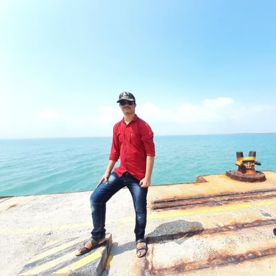 SAGARKUMARSONA2's profile picture. #anime
and are you reading my bio get out💥💥