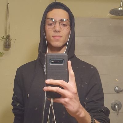 ryanmeytav's profile picture. I'm generally considered weird.

just like... yeah