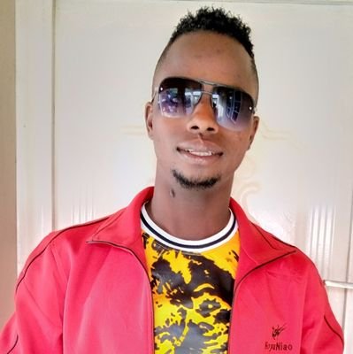 EzraAdaDzarma's profile picture. 