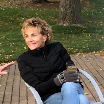 StaceyAtneosen's profile picture. 