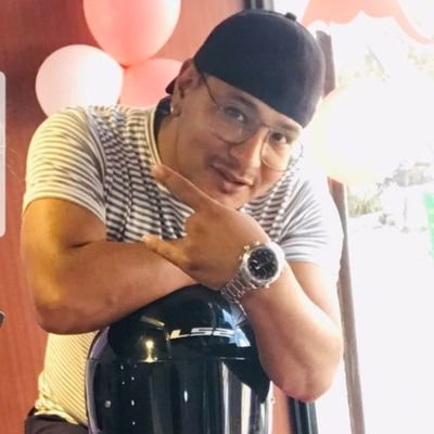 मान्छेको मन पेट्राेलियम पदार्थ जस्तै अति प्रज्वलनशिल हुन्छ.. अरूकाे प्रगति र उन्नतिकाे गन्ध पाउने बित्तिकै जलि हाल्ने।