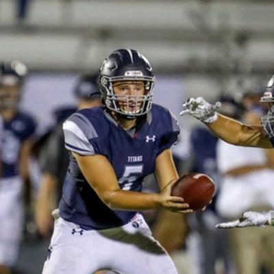 QB | 6’0 185 | Lee’s Summit West HS | 2021 | 3.6 GPA