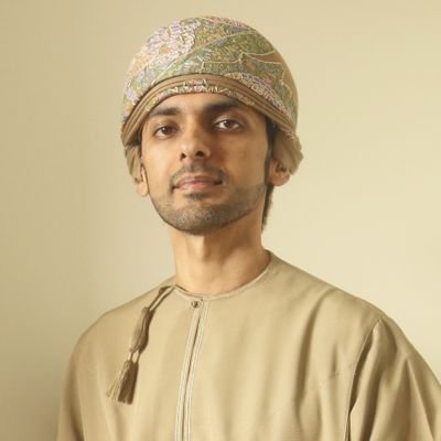🎓دكتوراة في الإعلام وصناعة الأخبار🎖️جائزة الإجادة الشبابية في الإعلام🎤جائزة الإجادة الإعلامية في التقاريرالتلفزيونية📺أستاذ مساعد @sultanqaboosuni حساب شخصي