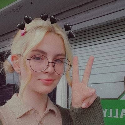 i have nothing interesting to put here oops