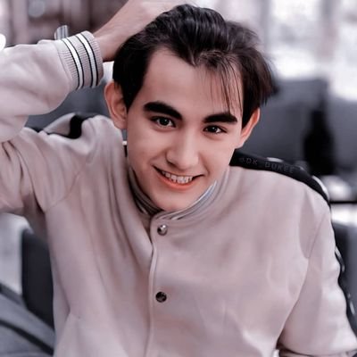 egg_littleshell's profile picture. my relationship goals are not even real.

Yet.

unless? 🤡
BL stan. 
clowning account.