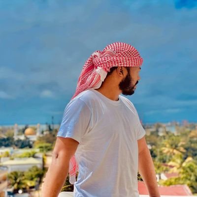 Blache62859664's profile picture. je mange je mange et je mange