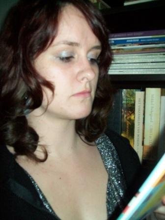 MOEDER, verkoper van 2dehands boeken, DJ Zeewoldefm, secretaresse, enjoying life!