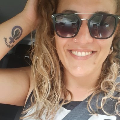 Patri_2m's profile picture. mujer, canaria, blanquiazul, republicana, feminista, heterodisidente, rebelde, roja. Trabajadora Social :) 🇮🇨