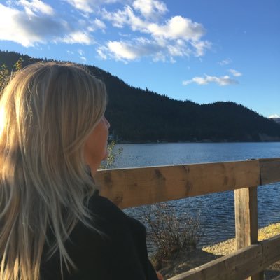 wendy90121492's profile picture. 🇨🇦