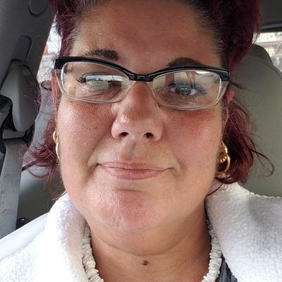 Michell89641392's profile picture. me