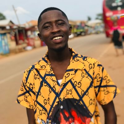 Gabonney3's profile picture. A student and network consultant