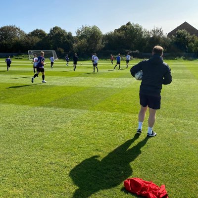 Sports lecturer. BSc sport and exercise science. UEFA A Licence & Elite Youth Award Coach. ⚽️