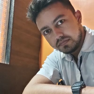 soodpavit's profile picture. banker