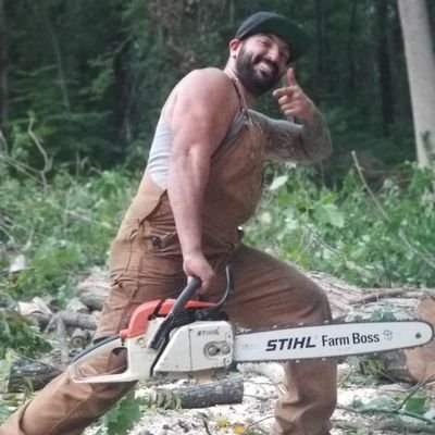 Chuck_Mang_'s profile picture. I'm back...for now. Fuck twitter. Fuck celebrities. #kevinsbeautifulboys