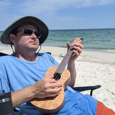 Senior Technical Product Manager for #RedHat. When not doing that you'll find me doing fun dad stuff and being a guitar nerd.