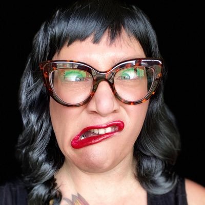 HarveyJanet's profile picture. She/Her