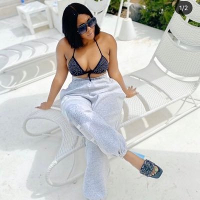 limawears1's profile picture. Lima wears👗 /wholesale retails 
Order ➡️pay➡️received 
Wholesale /retails 
no refund ❌
turkey,chin, uk, Brand 
https://t.co/WyAbkhMhji 2349068742566
Location Lagos 💖