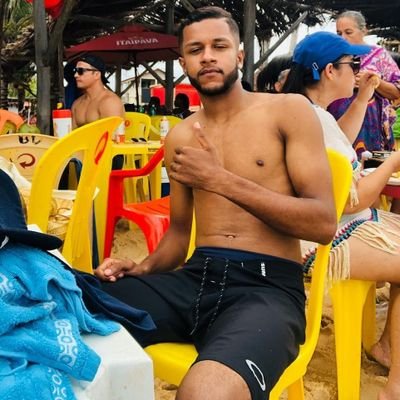 matheusducort's profile picture. longe de qualquer vestígio de negatividade 🎶
👌
@matheusbarbeiroo_  segue lá no insta