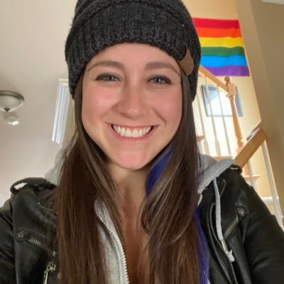 I love my wife & our dogs. Adoption worker, Sign Language, dancer, The Beatles 💪🍕🌞🌙🏳️🌈 Instagram: melosa1993