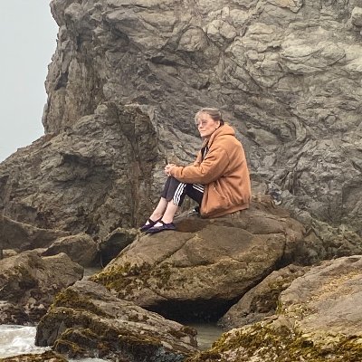 BobbiJourney's profile picture. Wonder, Explore, Experience