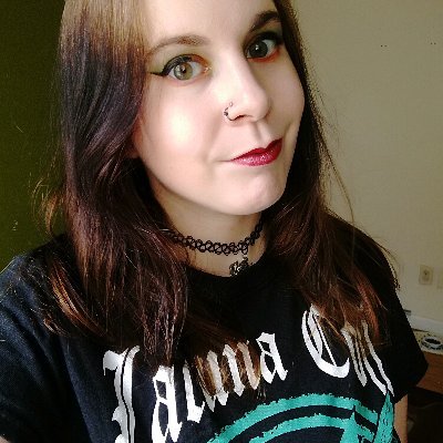 Metalhead🤘♥️ cats, makeup, nature. I love to sing&it's my dream. Barista. Avid concert goer.
#Epica #metal #Avatarmetal