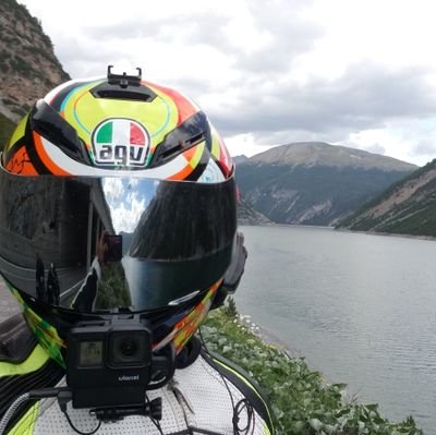 Retired USAF currently working in Italy. Motorcycles: 2016 GL1800 / 2013 ZX14R 2Wheel4Fun, a site I created to share my love of the ride.