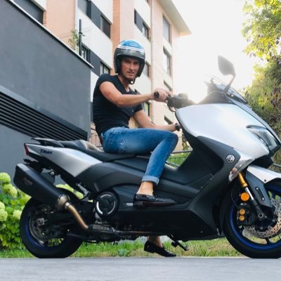 kerman_gomez's profile picture. 