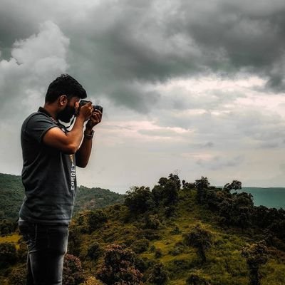 photowale_27's profile picture. ▪️Try not to become a man of success, but rather try to become a man of value.