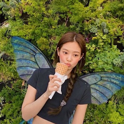 ellamaii1999's profile picture. 🐱