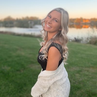 jenny_capik's profile picture. florida southern • adpi