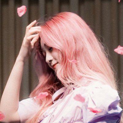 inkarizaki's profile picture. camera rollll 🎀 :: @wjsn_cosmic