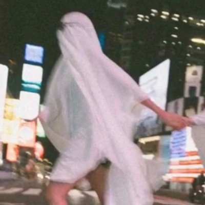 Matching pfp with @spoopyeden Happy Halloween 👻