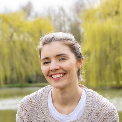 fyf_yoga's profile picture. 𝓨𝓸𝓰𝓪, 𝓜𝓲𝓷𝓭𝓯𝓾𝓵𝓷𝓮𝓼𝓼 & 𝓜𝓮𝓭𝓲𝓽𝓪𝓽𝓲𝓸𝓷 𝓣𝓮𝓪𝓬𝓱𝓮𝓻
•
Passionate about all things health & wellness! Move with me on YouTube or in the studio